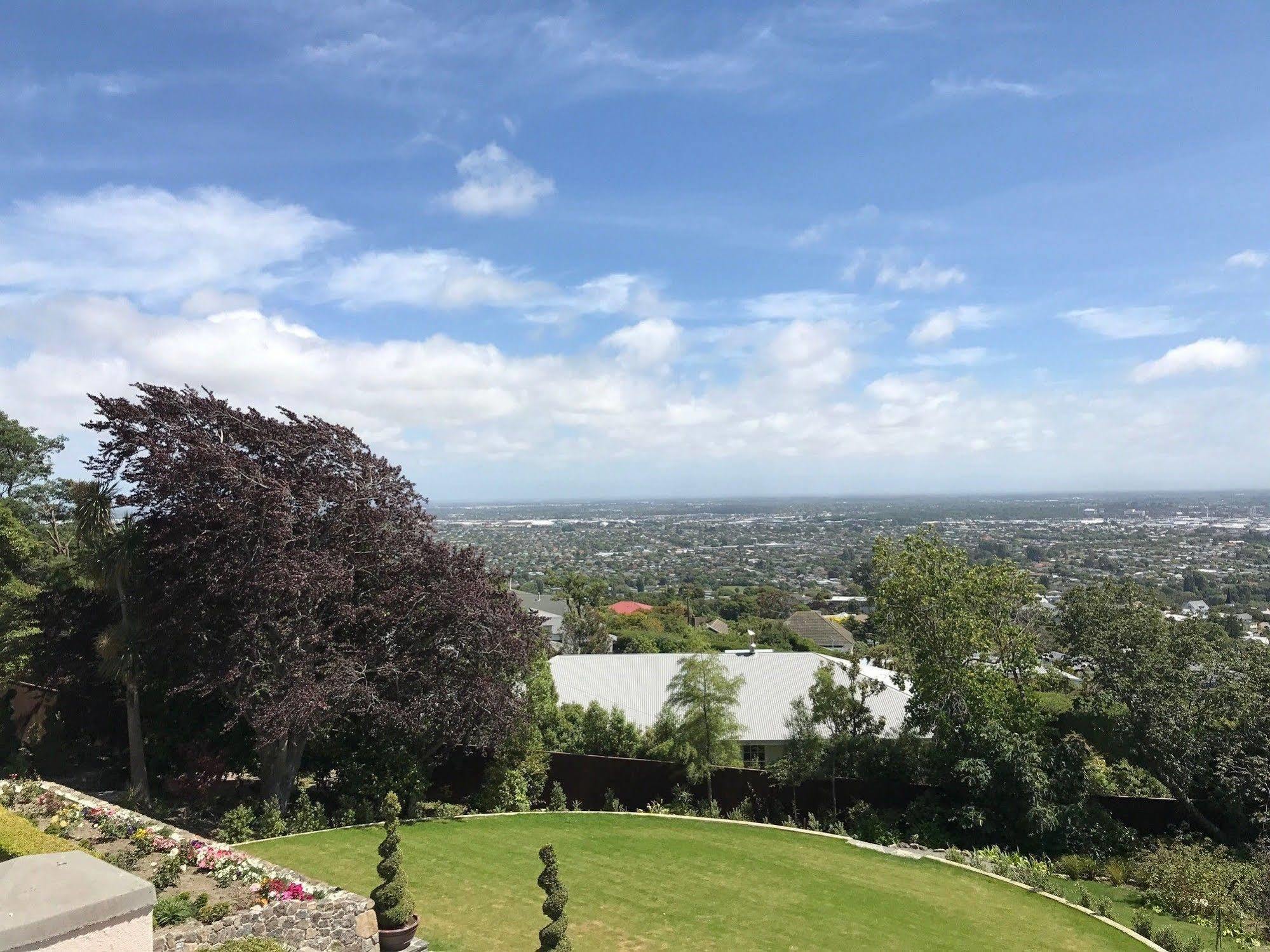 Hackthorne Gardens Luxury Accommodation Christchurch Exterior photo